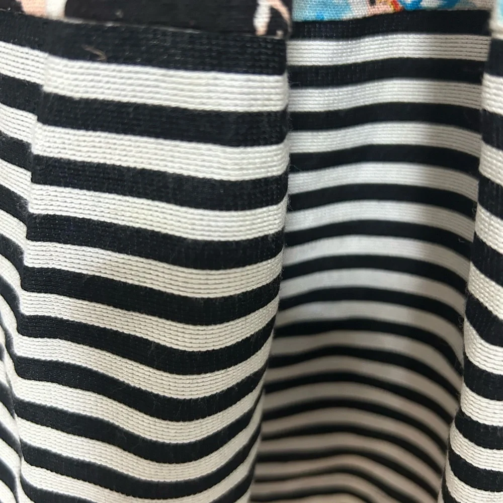 Dress - Picture 4 of 11